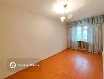 3-комнатная квартира, этаж 3 из 5, 62 м²
