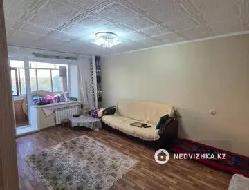2-комнатная квартира, этаж 7 из 10, 52 м²