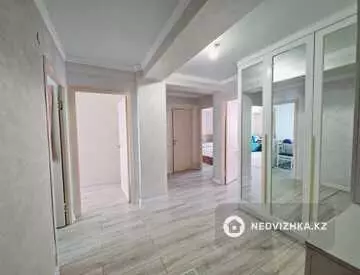 3-комнатная квартира, этаж 1 из 5, 82 м²