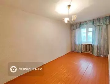 3-комнатная квартира, этаж 3 из 5, 62 м²
