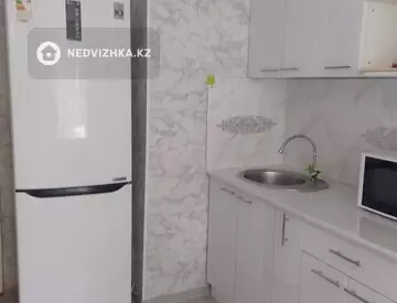 1-комнатная квартира, этаж 1 из 10, 32 м²