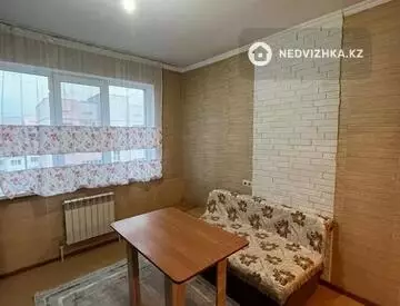 1-комнатная квартира, этаж 9 из 9, 40 м²