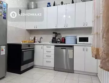 1-комнатная квартира, этаж 8 из 12, 35 м²