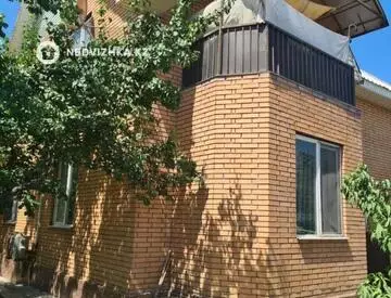 6-комнатный дом, 7 соток, 250 м²