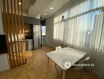 2-комнатная квартира, этаж 10 из 13, 73 м²