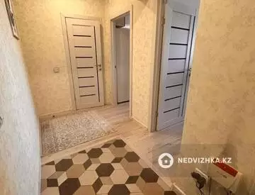 1-комнатная квартира, этаж 14 из 15, 56 м²