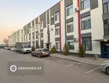 3-комнатная квартира, этаж 3 из 3, 59 м²