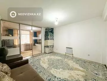 1-комнатная квартира, этаж 1 из 9, 44 м²