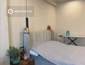 2-комнатная квартира, этаж 12 из 13, 55 м²