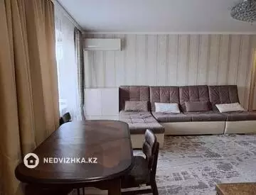 3-комнатная квартира, этаж 4 из 5, 56 м²