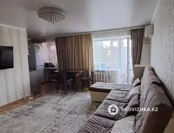 3-комнатная квартира, этаж 4 из 5, 56 м²