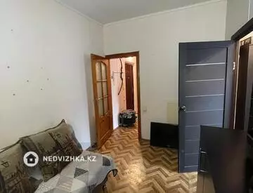 1-комнатная квартира, этаж 3 из 9, 40 м²