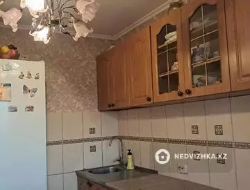 3-комнатная квартира, этаж 6 из 6, 60 м²