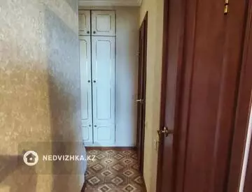 3-комнатная квартира, этаж 6 из 6, 60 м²