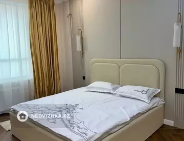 2-комнатная квартира, этаж 7 из 12, 75 м², посуточно