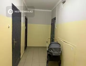 3-комнатная квартира, этаж 8 из 9, 80 м²