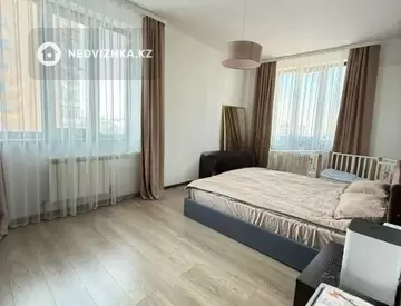 4-комнатная квартира, этаж 7 из 18, 106 м²