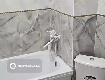 1-комнатная квартира, этаж 8 из 10, 49 м²