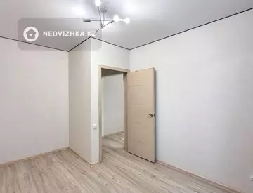 2-комнатная квартира, этаж 8 из 10, 48 м²