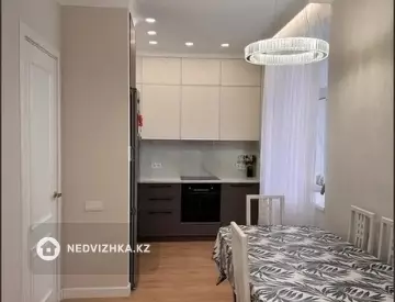 3-комнатная квартира, этаж 2 из 9, 93 м²