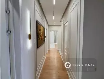 3-комнатная квартира, этаж 2 из 9, 93 м²