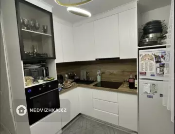 2-комнатная квартира, этаж 6 из 14, 56 м²