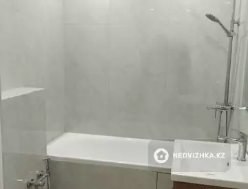 2-комнатная квартира, этаж 2 из 5, 42 м²