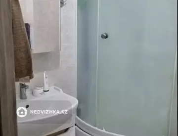 1-комнатная квартира, этаж 2 из 8, 50 м²