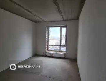 3-комнатная квартира, этаж 5 из 12, 94 м²