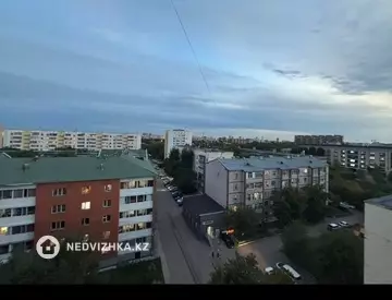 2-комнатная квартира, этаж 8 из 10, 50 м²