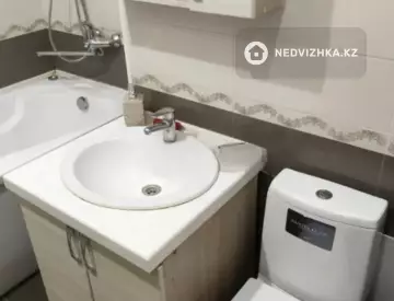 3-комнатная квартира, этаж 4 из 17, 90 м²