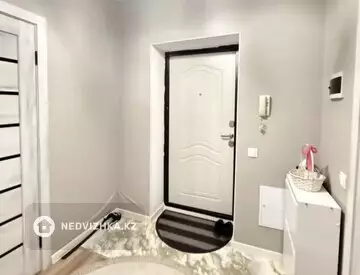 2-комнатная квартира, этаж 6 из 9, 50 м²