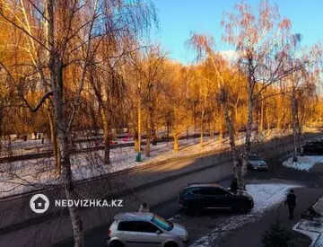 2-комнатная квартира, этаж 4 из 5, 45 м²