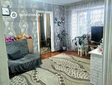2-комнатная квартира, этаж 4 из 5, 45 м²