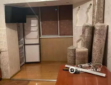 2-комнатная квартира, этаж 2 из 5, 58 м², на длительный срок