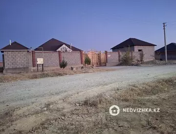 8-комнатный дом, 10 соток, 15 м²