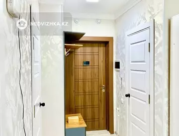 1-комнатная квартира, этаж 7 из 12, 34 м²