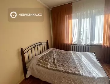 4-комнатная квартира, этаж 2 из 5, 91 м²