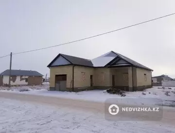 5-комнатный дом, 8 соток, 111 м²