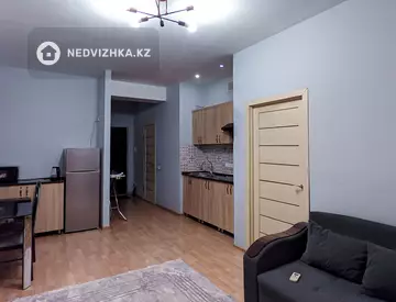 2-комнатная квартира, этаж 8 из 8, 50 м², на длительный срок