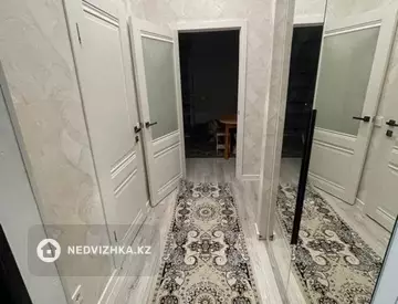 1-комнатная квартира, этаж 4 из 9, 39 м²