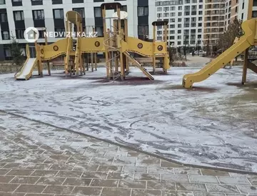1-комнатная квартира, этаж 3 из 16, 37 м²
