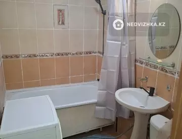 2-комнатная квартира, этаж 4 из 5, 50 м²