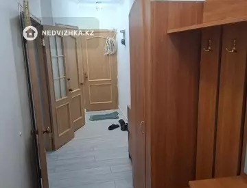 2-комнатная квартира, этаж 4 из 5, 50 м²