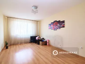 3-комнатная квартира, этаж 4 из 12, 79 м²