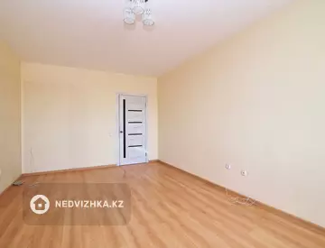 3-комнатная квартира, этаж 4 из 12, 79 м²