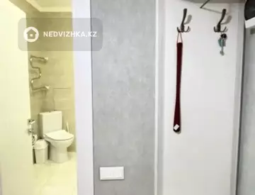 2-комнатная квартира, этаж 2 из 18, 68 м²