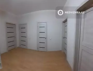 3-комнатная квартира, этаж 11 из 14, 100 м²