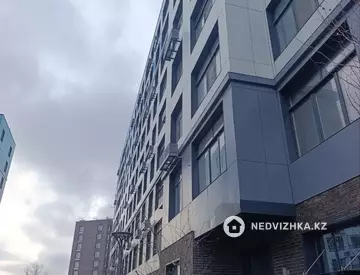2-комнатная квартира, этаж 4 из 9, 44 м²