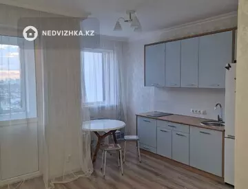 1-комнатная квартира, этаж 11 из 12, 32 м², на длительный срок